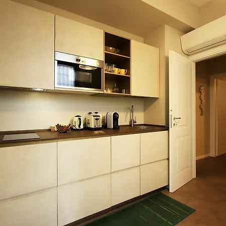 Apartament Residenza Porta Romana 120 *
